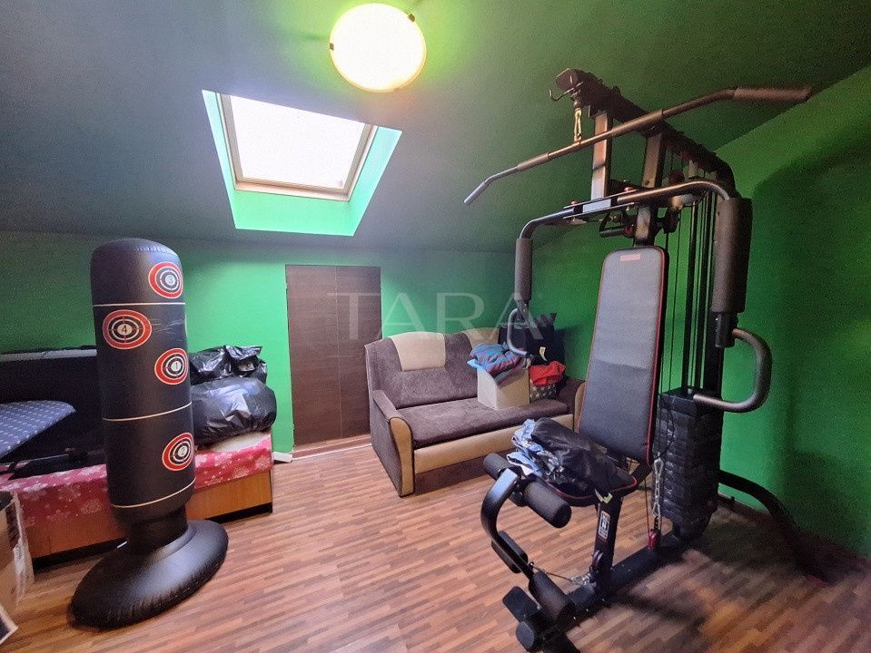 Apartament cu 5 camere pe 2 niveluri, în zona Muzeul Apei – Florești. - Poză 2