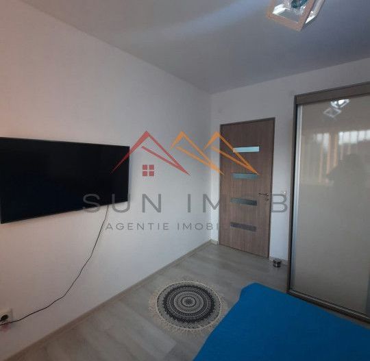 Apartament 2 camere, zona centrala, 1/4, CT, renovat recent, Campina - Poză 1