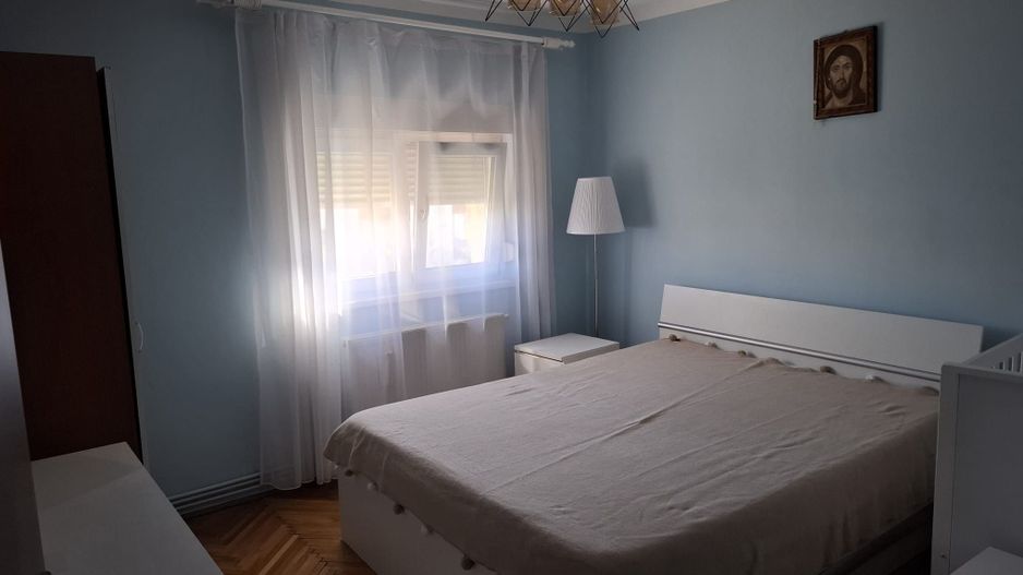 Soarelui | 3 Camere | Centrala proprie | 2 Clime | Bloc izolat | Rulouri El. - Poză 7