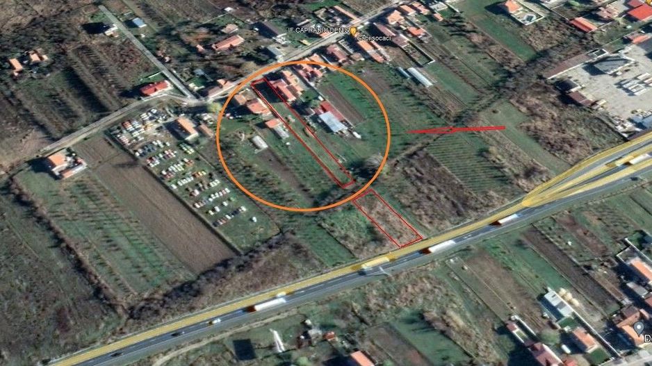 Teren intravilan - posibilitate investitie - Poză 1