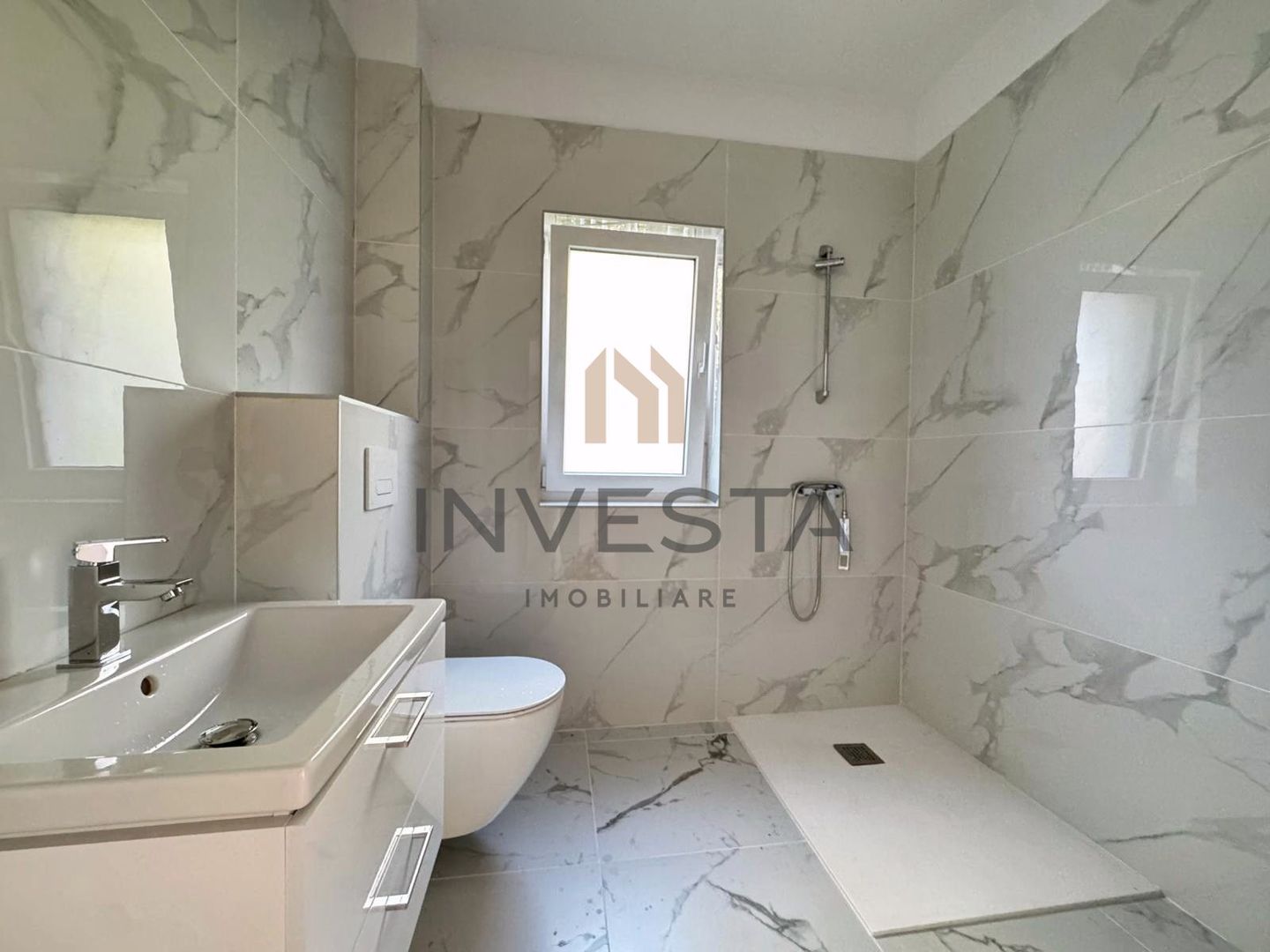 Casa tip duplex de vanzare, constructie noua, strada privata, Floresti - Poză 9