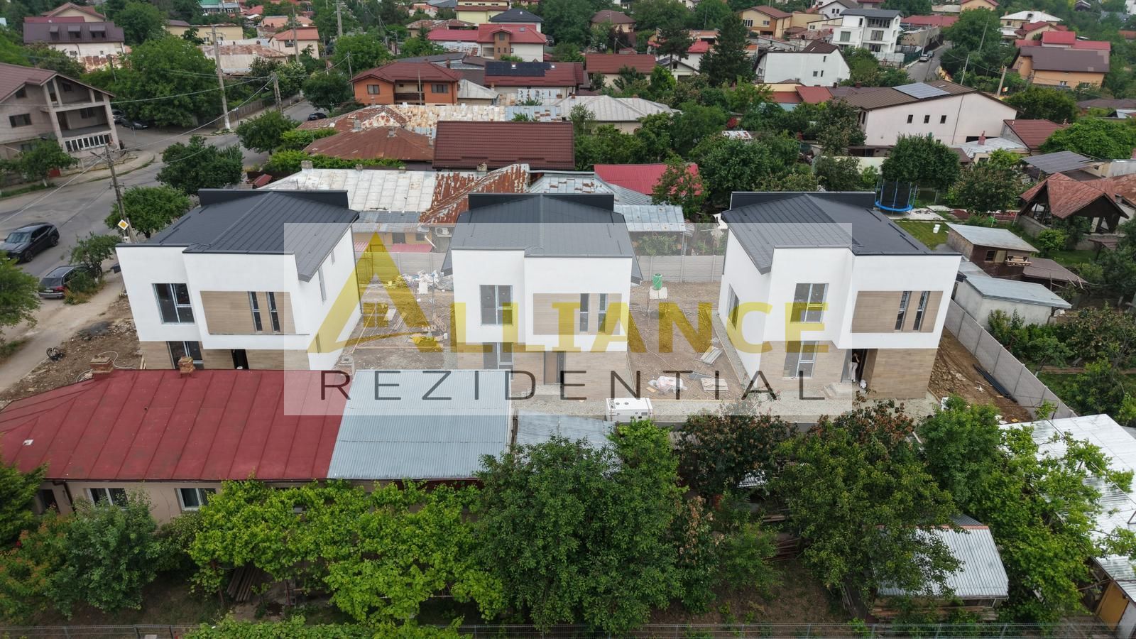 Casa Individuala - 5 camere 3 bai - Teren 300 MP - Poză 1