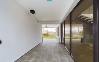 Vilă de lux cu două locuințe, în Dumbrăvița – Locație Excelentă! - Poză 24