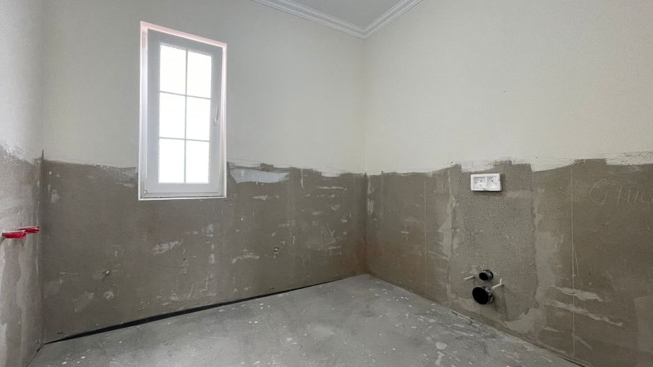 Duplex desparțit - 5 camere și 3 băi- Moșnița Nouă - Poză 12