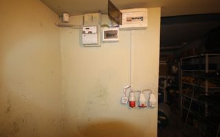 Imobil  cu destinatie mixta - Poză 10