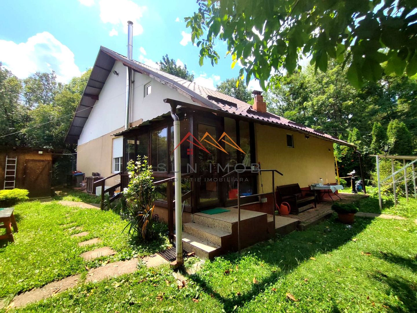 CASĂ INDIVIDUALĂ CU LIVADĂ | 2.195 MP TEREN | POIANA CÂMPINA - Poză 4