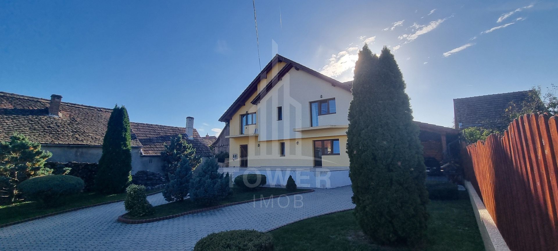 Casă Individuală de excepție- 306 mp utili - Ocna Sibiului - Poză 2
