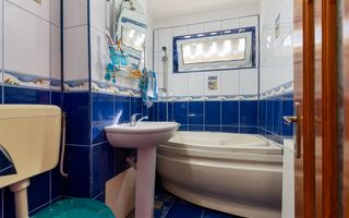 Apartament 3 camere, două băi - Str. Bogdan Dragoș - Poză 13