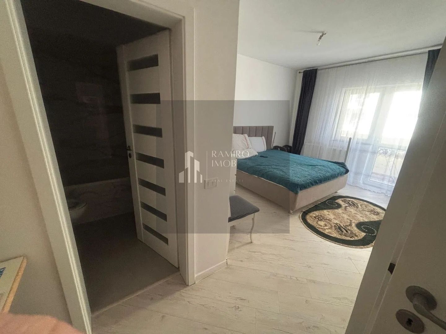 Apartament 3 camere decomandat Grand Kristal Residence/loc parcare - Poză 7