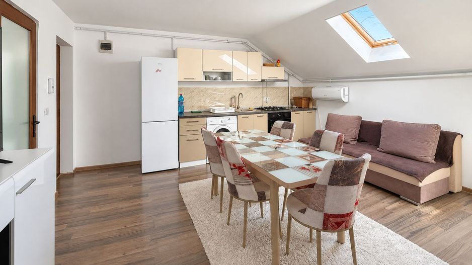Apartament 2 dormitoare, zona Vlaicu, complet mobilat și utilat - Poză 1