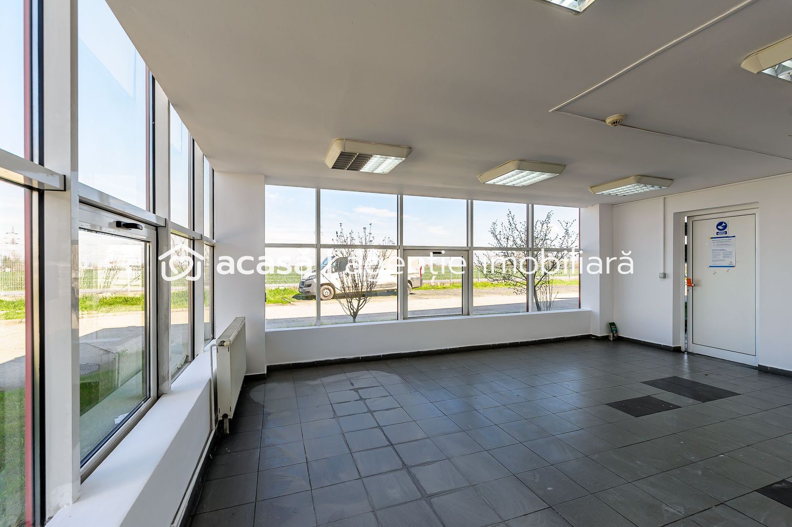 Hală industrială ideală pentru producție sau showroom în Arad - Poză 11