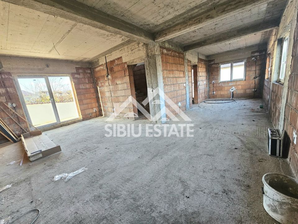 Casa duplex , 310 mp teren, Sura Mica , Sibiu - Poză 5