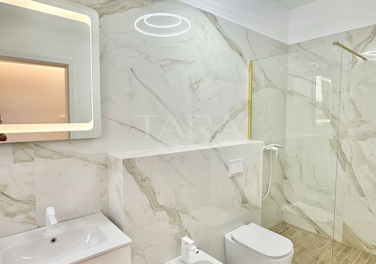 Penthouse de Lux cu 3 Camere și 3 Terase, Florești. - Poză 7