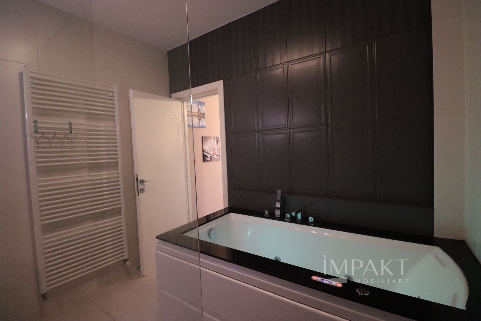 Apartament superb spre inchiriere cu trei camere, cartier Buna Ziua! - Poză 18