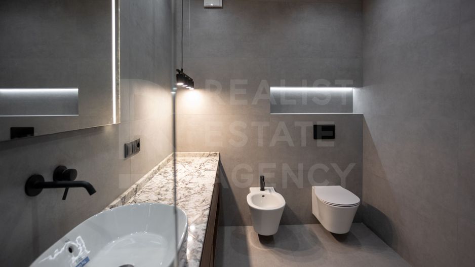 Vânzare, apartament, 2 odăi + living, str. Tricolorului, Centru - Poză 15