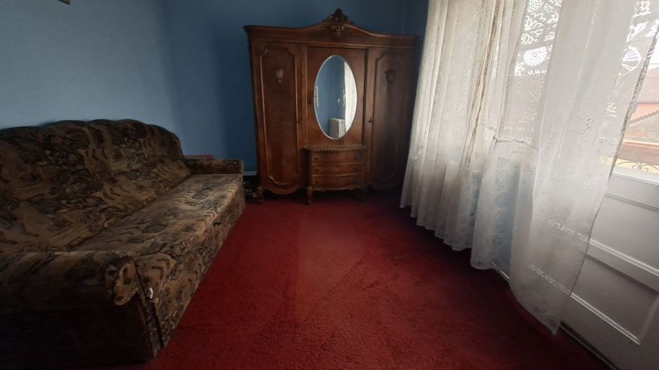 BRASADAS vinde apartament cu 3 camere la etaj in casă - Poză 4