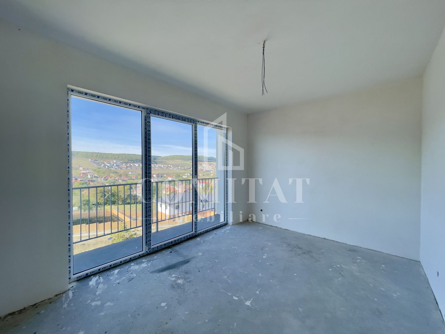 Case cuplate finalizate la intrare în Chinteni - Poză 9