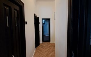 Spațiu de birouri in vila demisol etaj 1 si mansarda - Poză 4