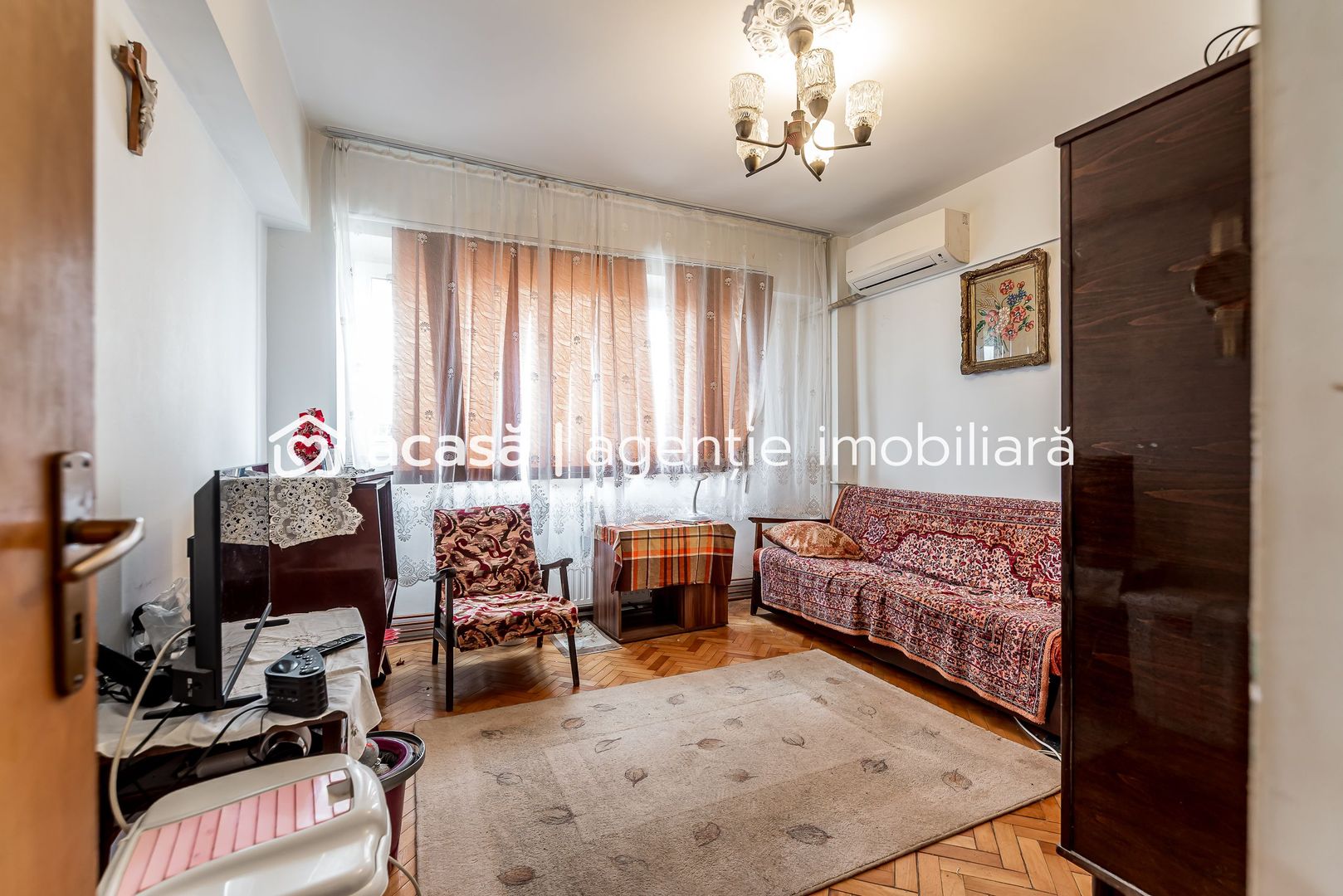 79.900 € | Vlaicu (între UTA și Lebăda) | 2 camere decomandat | lift - Poză 5