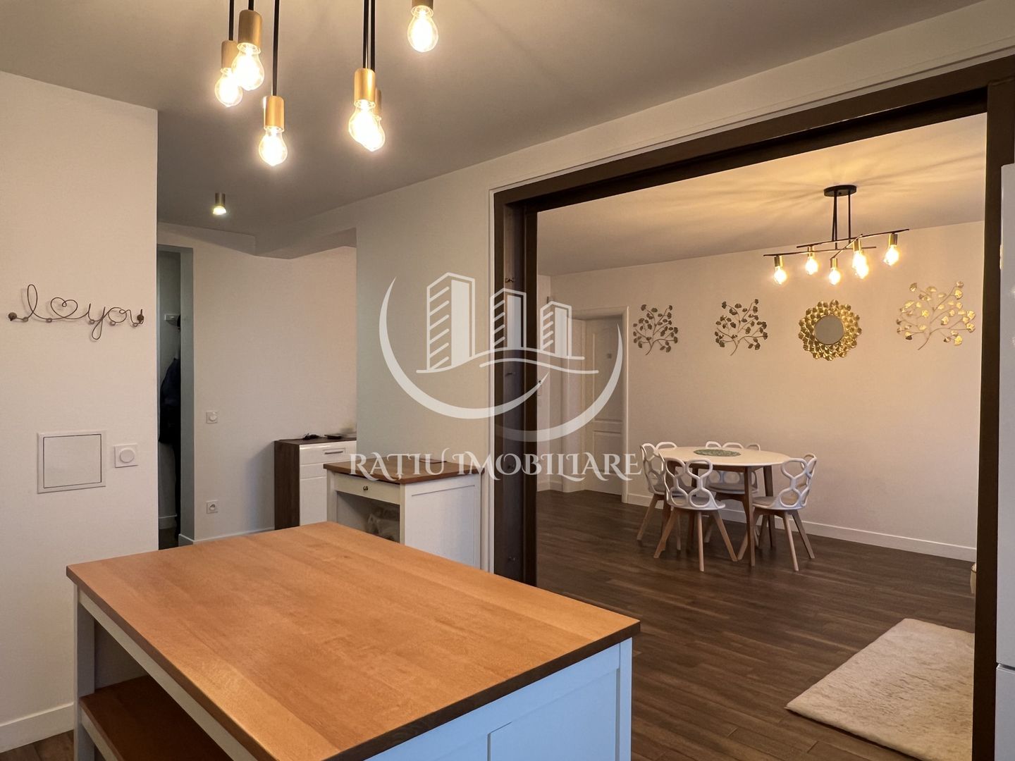 Apartament cu 4 camere | Ultracentral | Oradea - Poză 6