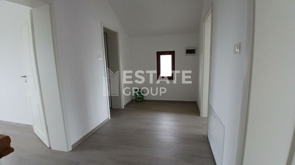 Duplex cu 5 camere in Dumbravita - Poză 14