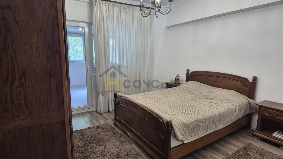 Inchiriere Apartament 3 camere disponibil imediat Bld Decebal - Poză 5