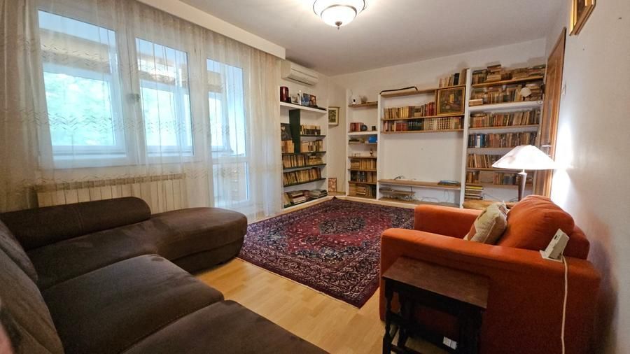Apartament 3 camere. Etaj 1. Centrala.  Zona Brancoveanu . Confort si liniste. - Poză 1