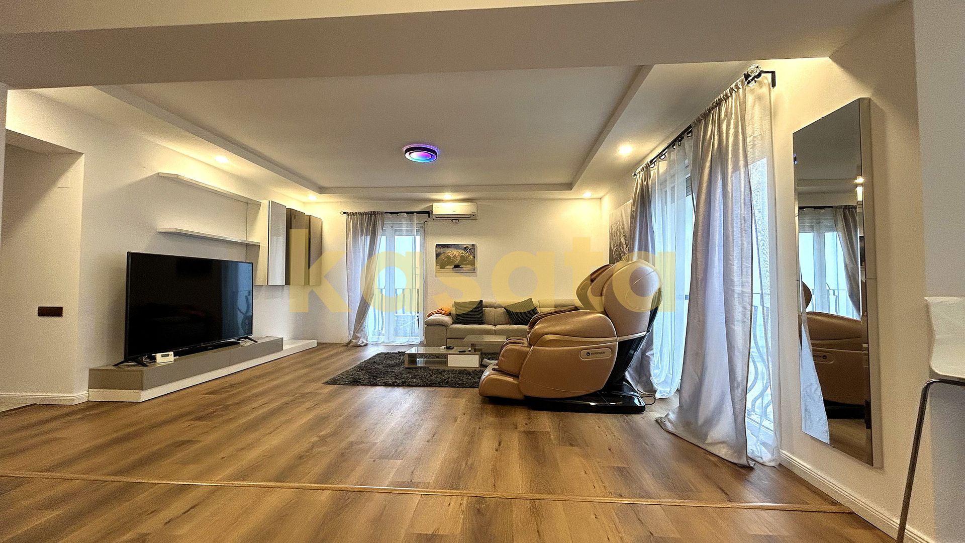 4 camere I Cosmopolis I 125 utili I vedere panormica I parcare - Poză 3