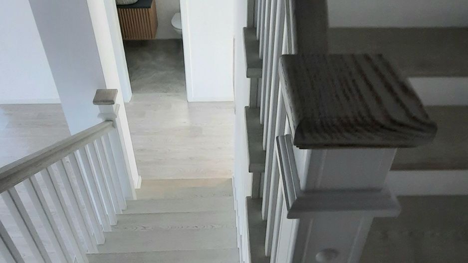 Duplex frumos cu arhitectura mediteraneana - Poză 16