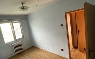 Apartament 3 camere de vanzare - Poză 4