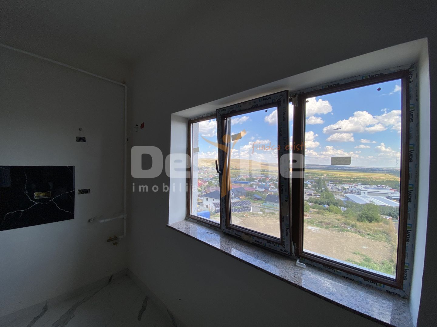 Oportunitate unica Apartament cu 2 sau 3camere in zona Pietricica - Poză 2