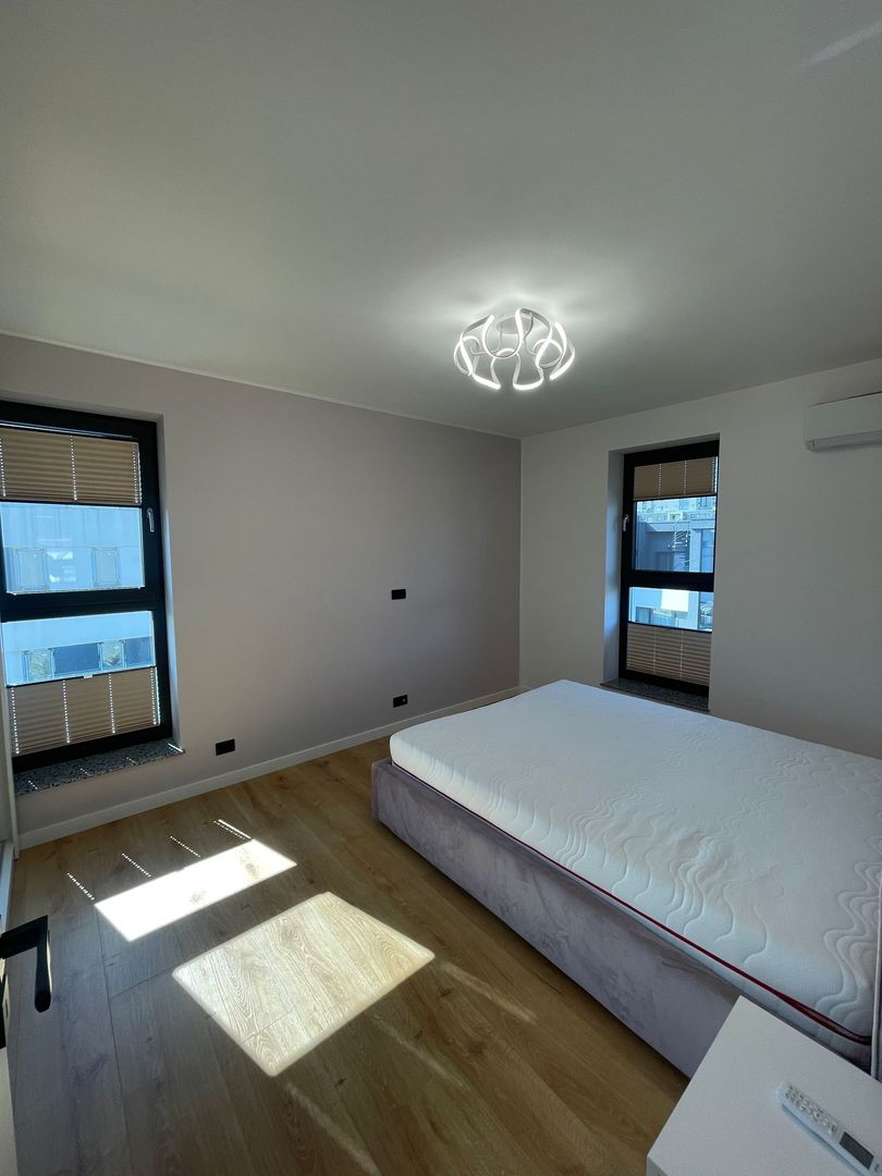 Vilă modernă 6 camere în Băneasa-Sisești – ideală pentru familii - Poză 12