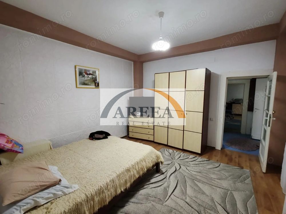 PRET BUN - casa 5 camere, curte individuala - metrou C-tin Brancoveanu - Poză 8