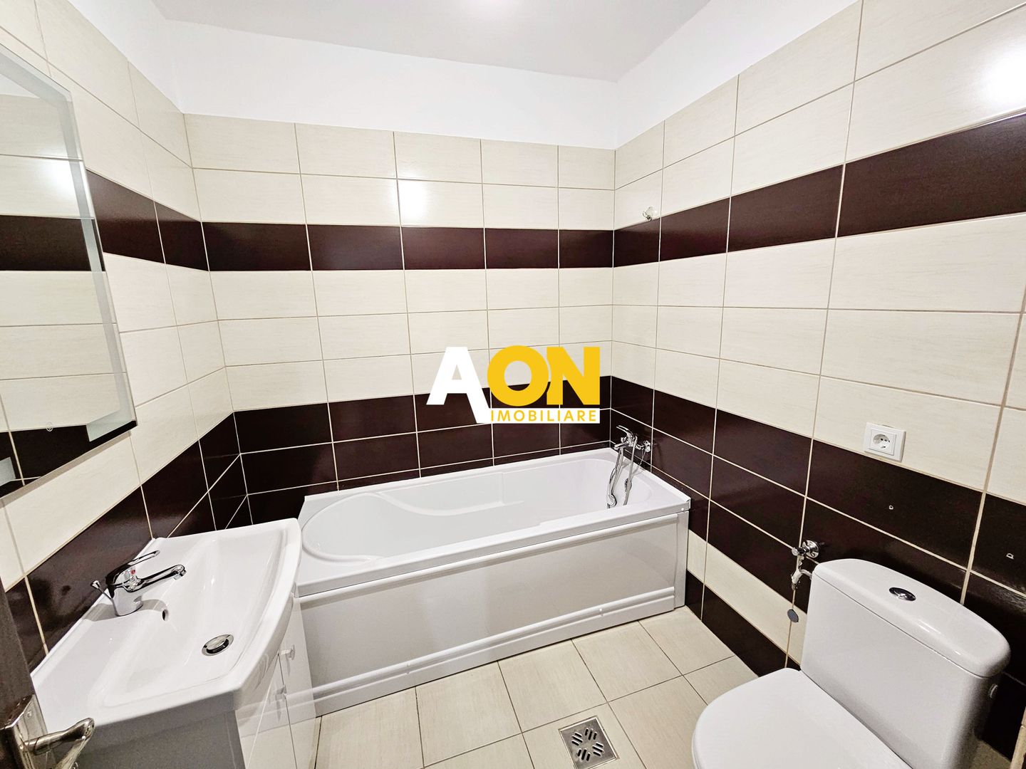 Apartament 5 camere, 121 mp utili, cartier Orhideea - Poză 5