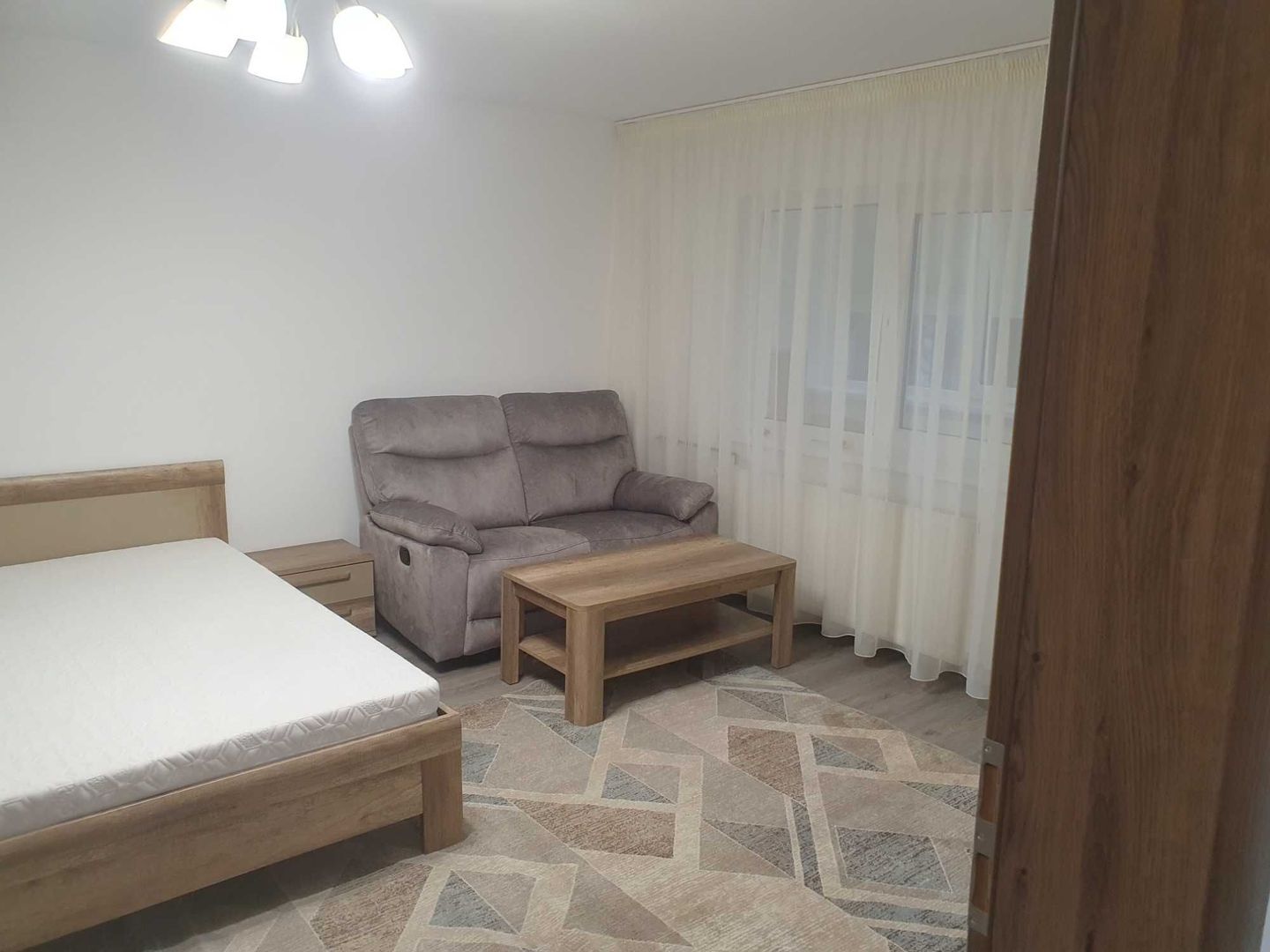 Închiriere garsonieră Piața Alba Iulia Decebal - Poză 5