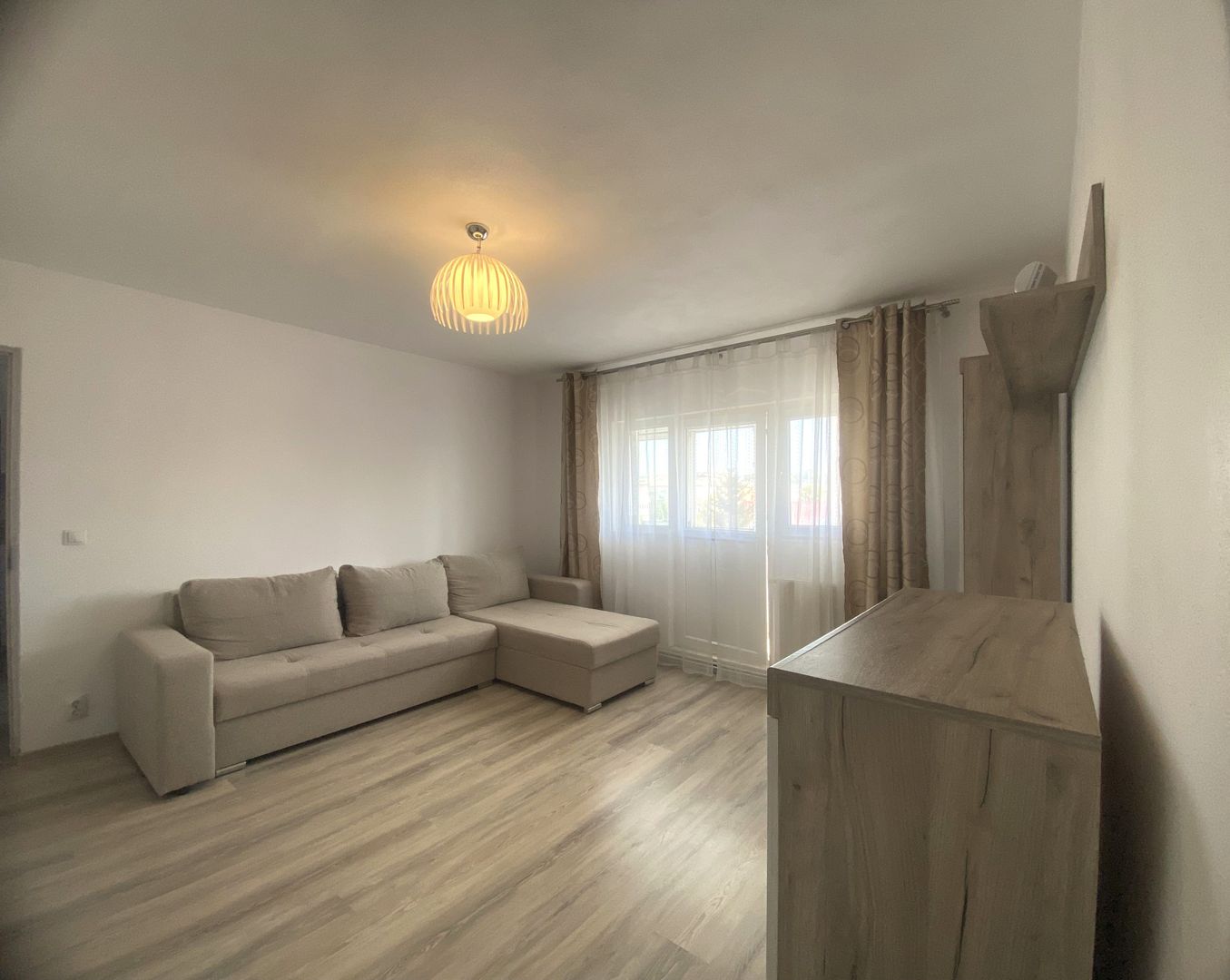 Mobilat si utilat! Vanzare apartament cu 2 camere-Targoviste-Micro 11 - Poză 1