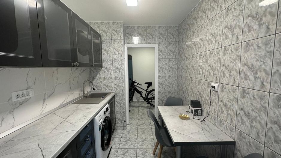 APARTAMENT 3 CAMERE CU LOC DE PARCARE | LUJERULUI - Poză 2