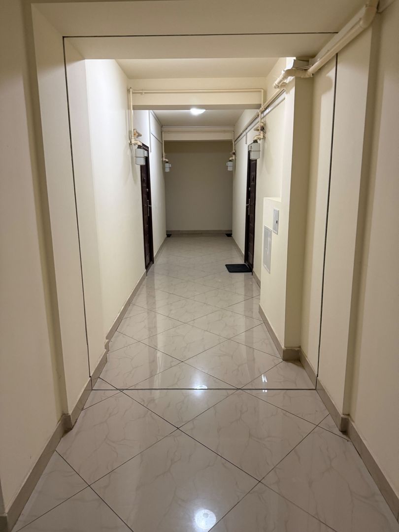 Garsonieră dublă 39mp- living + dormitor + balcon mare - Etaj 1 - Poză 14