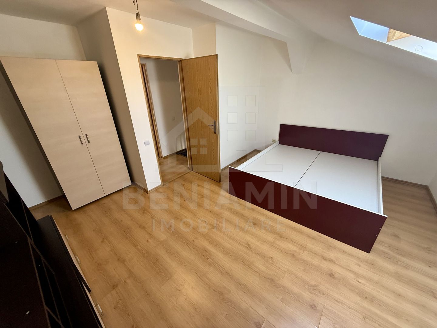 3 camere - 55mp - 2010 - centrala proprie - zona Garii - Poză 7