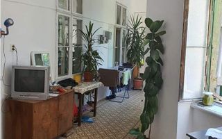 Apartament 4 camere Piata Romanilor - cladire istorica - Poză 1