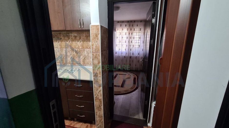 Închiriez Garsoniera Iasi Pacurari Canta la strada principala - Poză 4