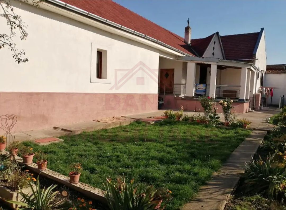 PROPRIETATE CU 2 CASE ȘI CURTE\VALEA TIMIȘULUI\JUD.CS - Poză 13