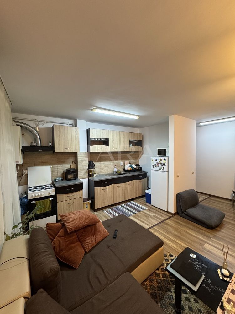 Apartament modern, 2 camere și loc de parcare, Baciu, zona Șoimului. - Poză 1