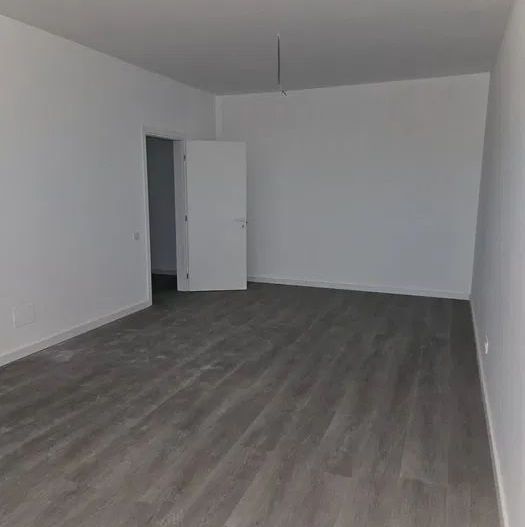 Apartament cu 2 camere de vanzare - Exigent Plaza, Metrou Lujerului - Poză 4