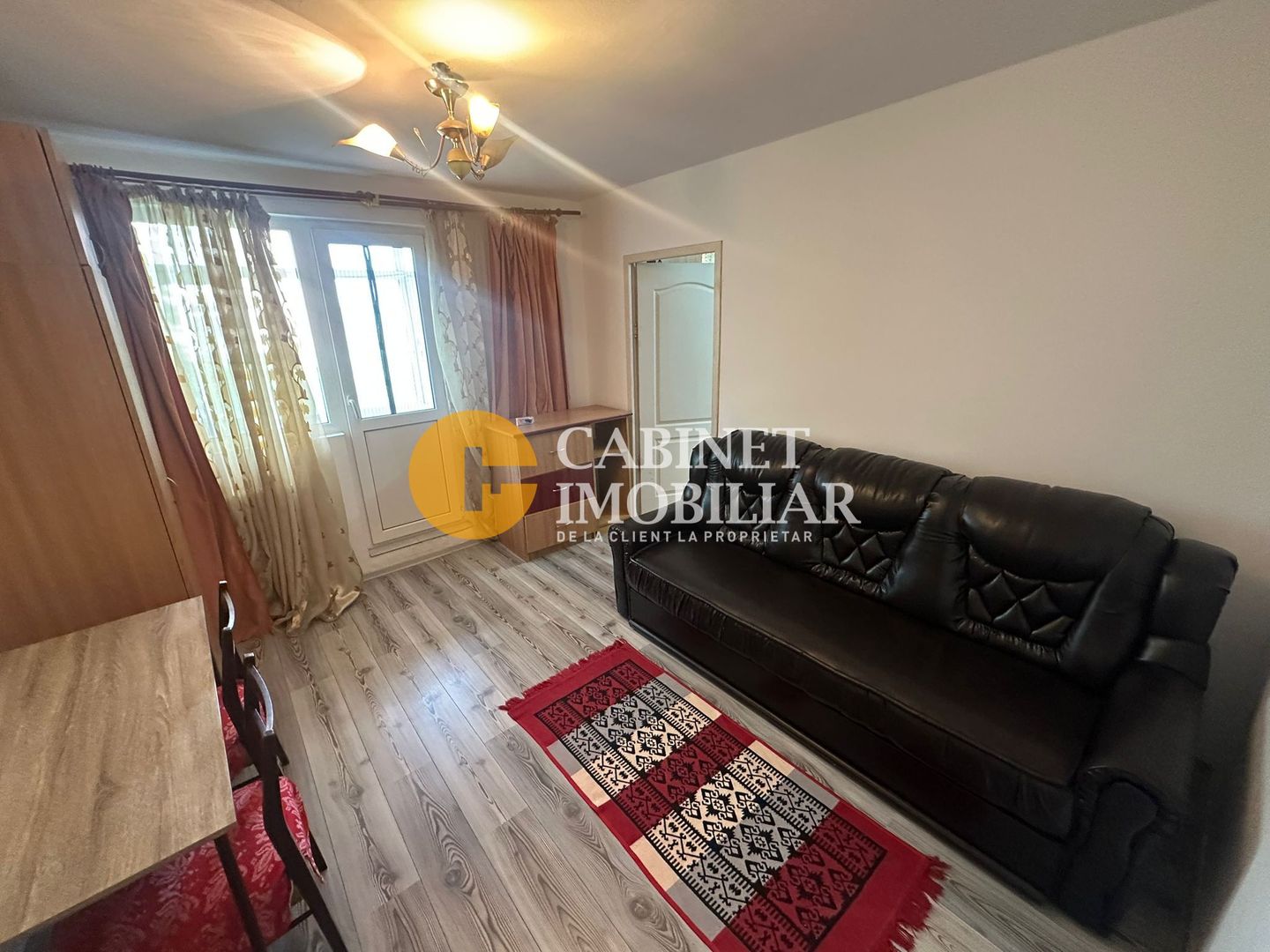 PODU ROS - 2 CAMERE - ETAJUL 2 - MOBILAT SI UTILAT - Poză 1