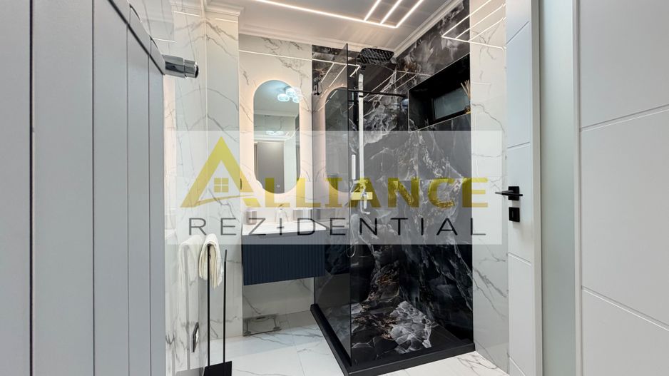 Casa P+1+M cu teren de 650 mp, piscina si curte complet amenajata - Poză 16