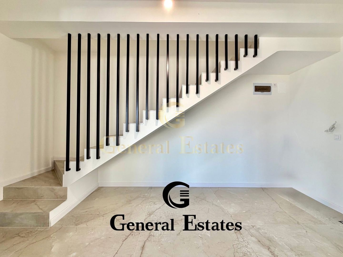 Vilă tip duplex de vânzare | Zona Cetățuia | 390 mp teren | 4 camere - Poză 11