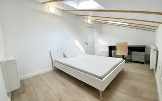 VILA SPATIOASA CU 5 CAMERE LA INCHIRIERE IN COMPLEX REZIDENTIAL - Poză 16