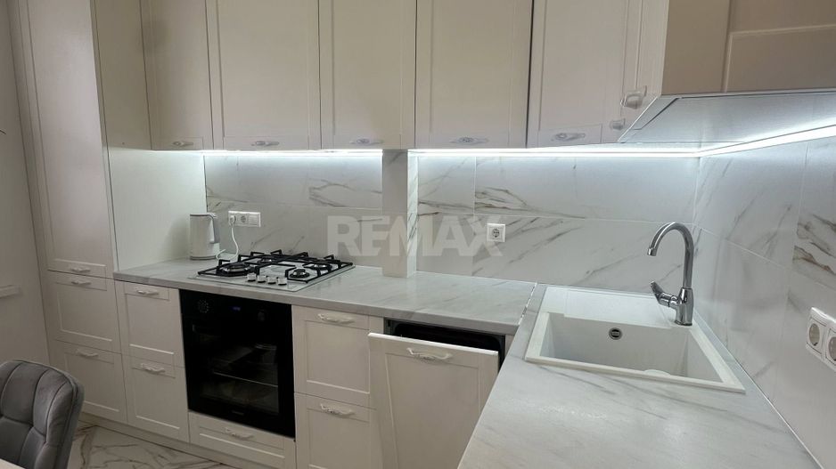 Apartament cu 3 camere Buiucani- Flacăra - Poză 4