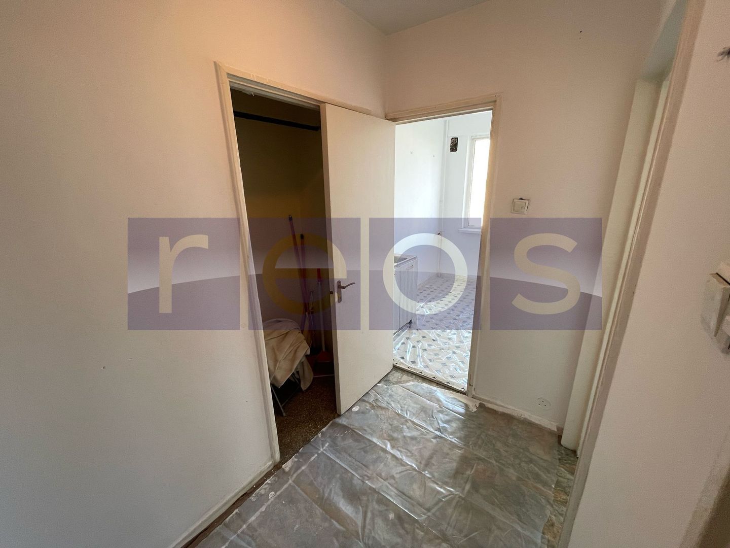 VANZARE APARTAMENT LUMINOS 2 CAMERE CIRCULAR DRISTOR PIATA RAMNICU SARAT - Poză 6